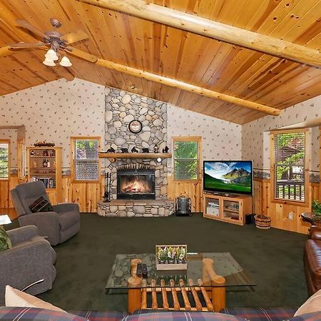 Teakwood - 3-Br Spa, Fire Pit, Quiet, Ac, Centrally Located Big Bear Lake Exterior foto