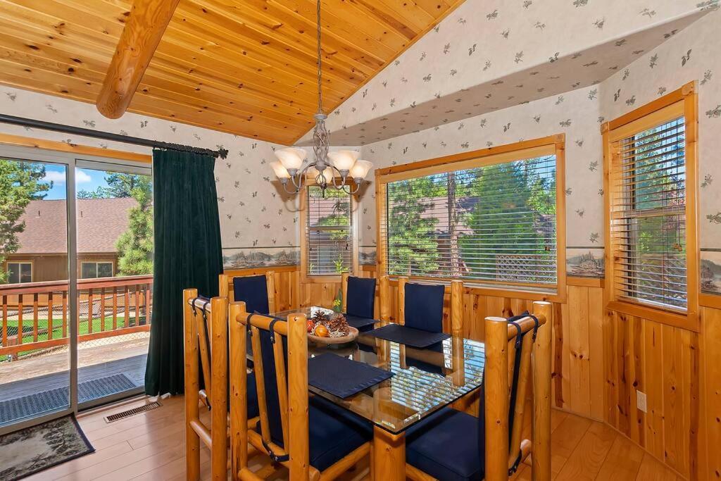 Teakwood - 3-Br Spa, Fire Pit, Quiet, Ac, Centrally Located Big Bear Lake Exterior foto