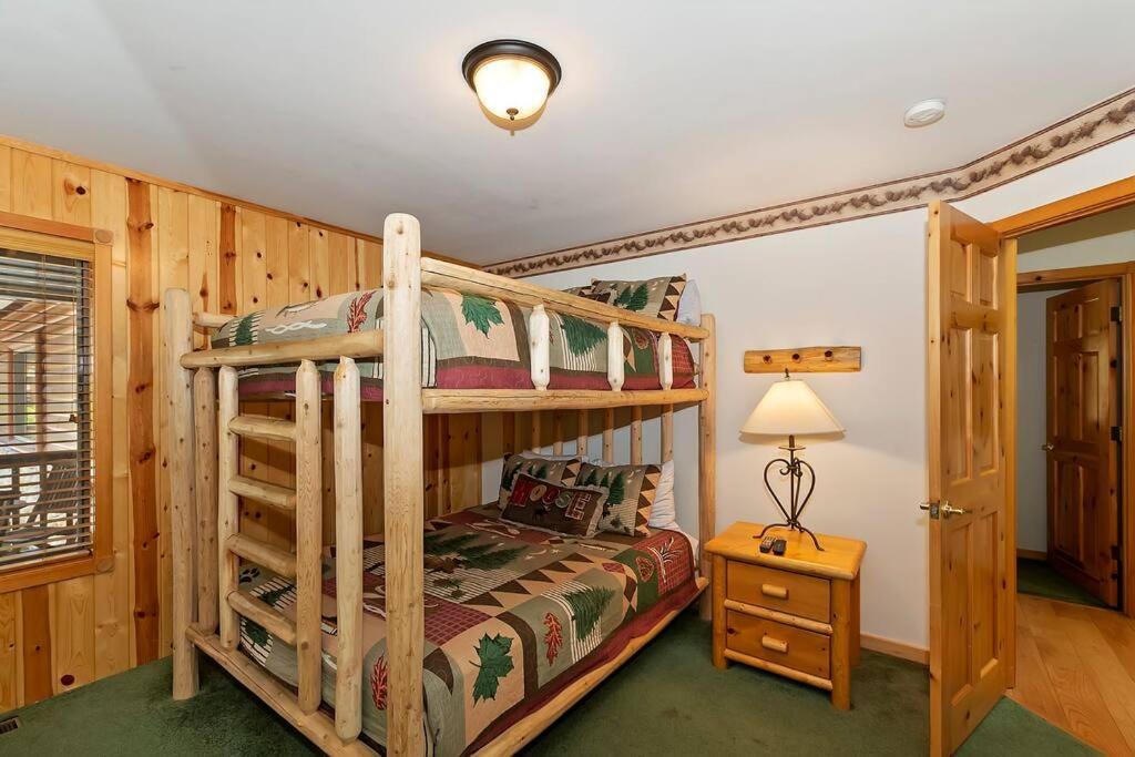 Teakwood - 3-Br Spa, Fire Pit, Quiet, Ac, Centrally Located Big Bear Lake Exterior foto