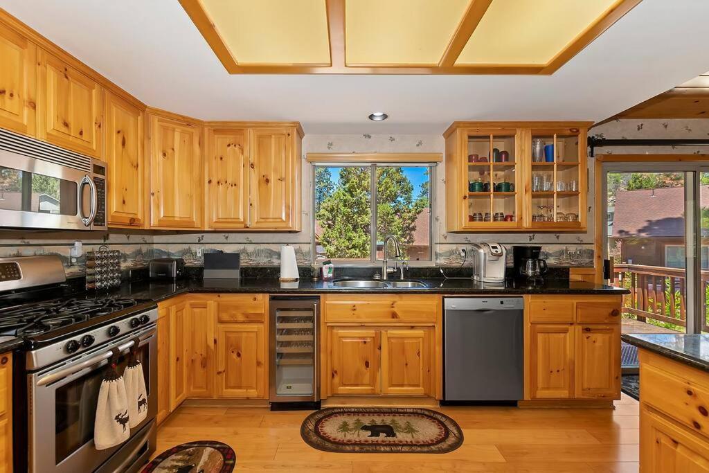 Teakwood - 3-Br Spa, Fire Pit, Quiet, Ac, Centrally Located Big Bear Lake Exterior foto