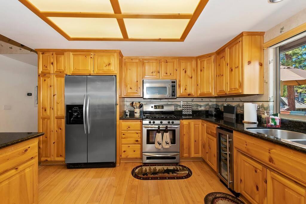Teakwood - 3-Br Spa, Fire Pit, Quiet, Ac, Centrally Located Big Bear Lake Exterior foto