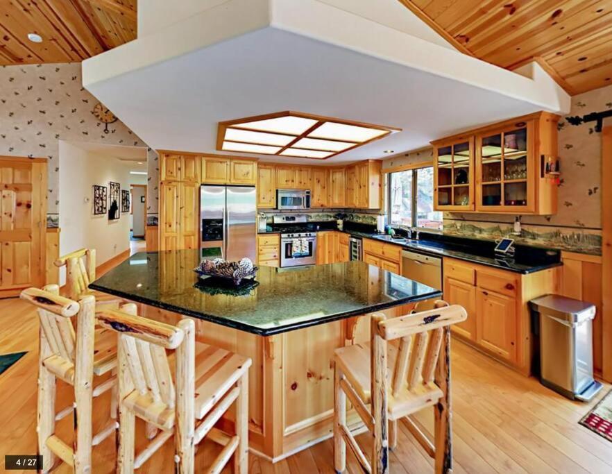 Teakwood - 3-Br Spa, Fire Pit, Quiet, Ac, Centrally Located Big Bear Lake Exterior foto