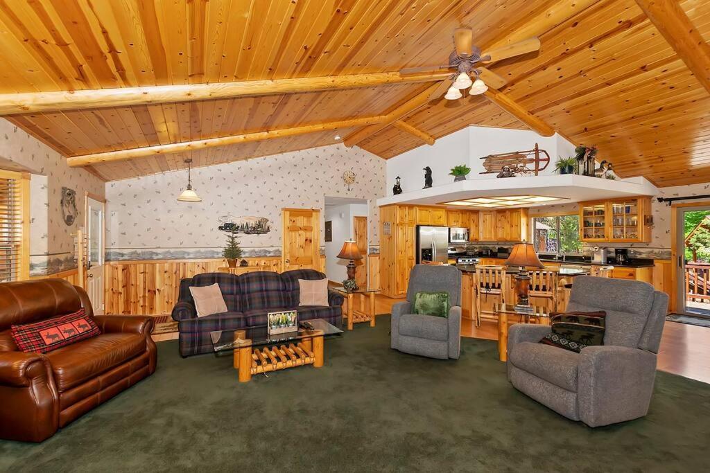 Teakwood - 3-Br Spa, Fire Pit, Quiet, Ac, Centrally Located Big Bear Lake Exterior foto